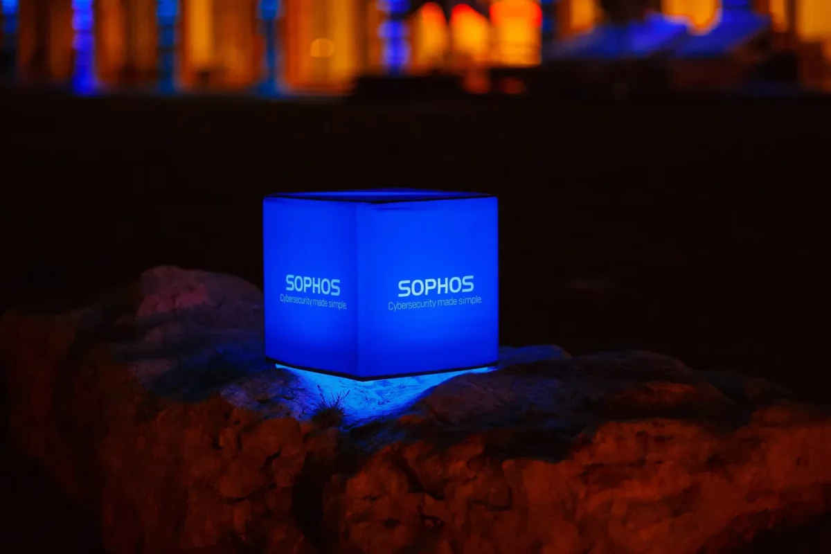 Glowcube