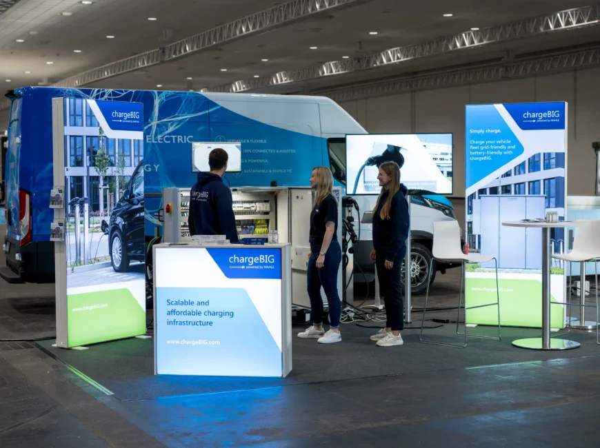led-messestand_006
