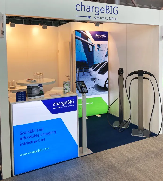 led-Messestand_001