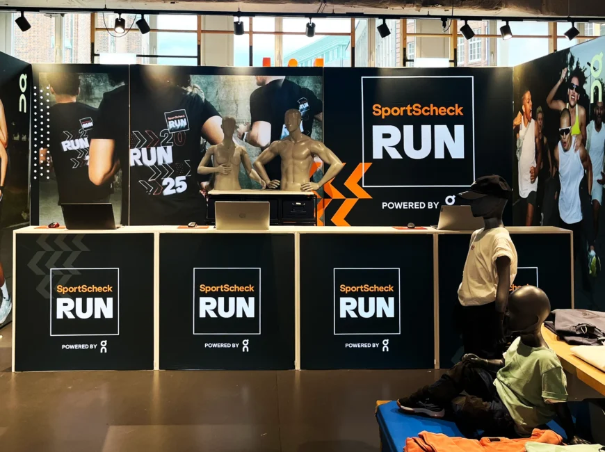 led-messestand-On-Running-Sport-Scheck