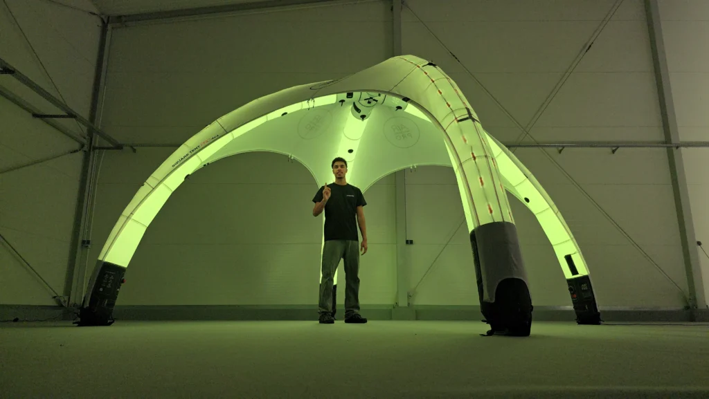 aufblasbares-eventzelt-beleuchtet_032