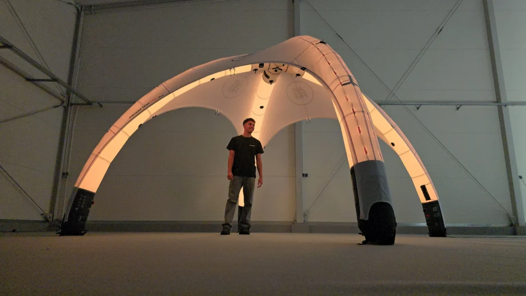 aufblasbares-eventzelt-beleuchtet_036